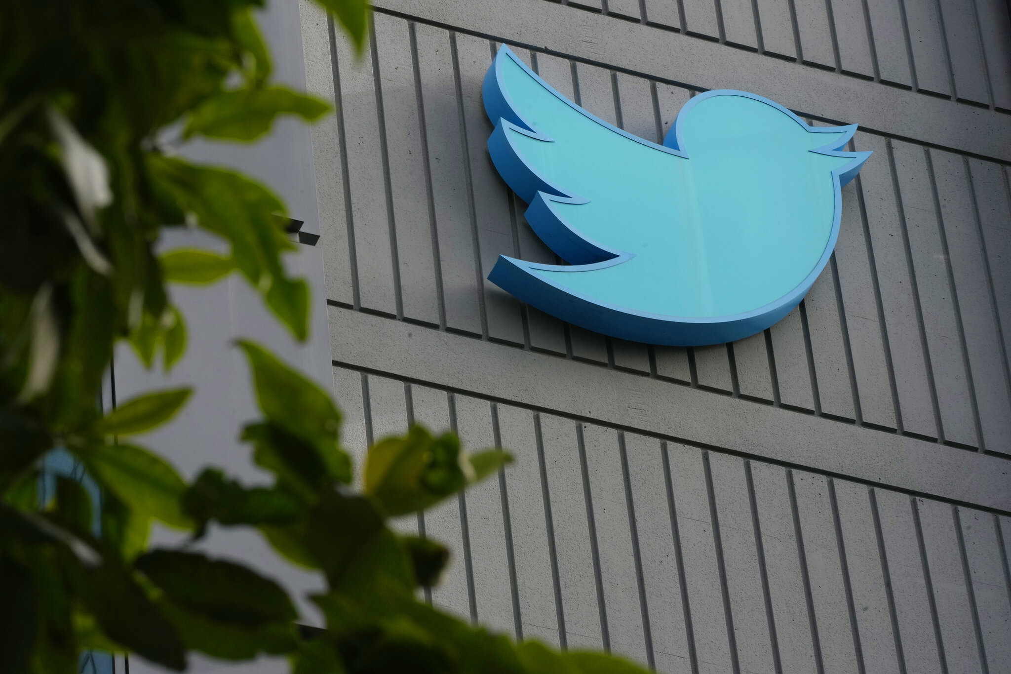 How does Twitter filter users? Twitter filtering tool