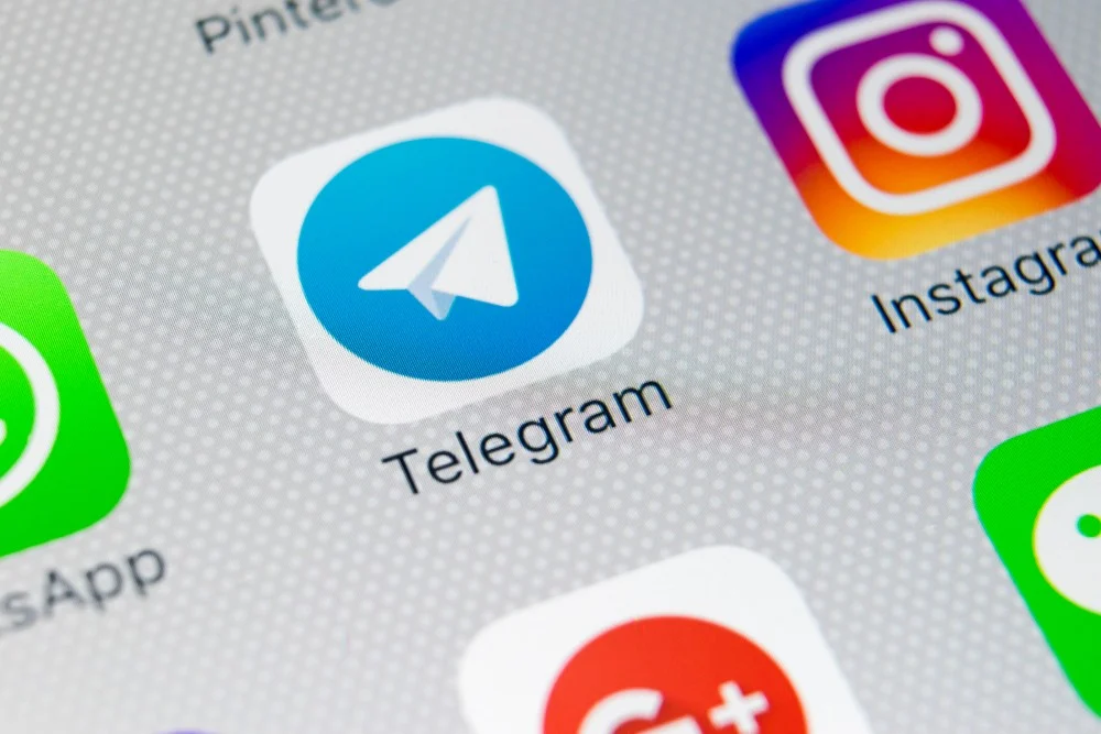 Digital Marketing Strategies for the Line Instant Messaging App 