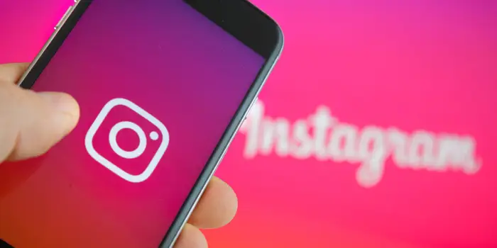 How to create a group and invite friends on Signal 