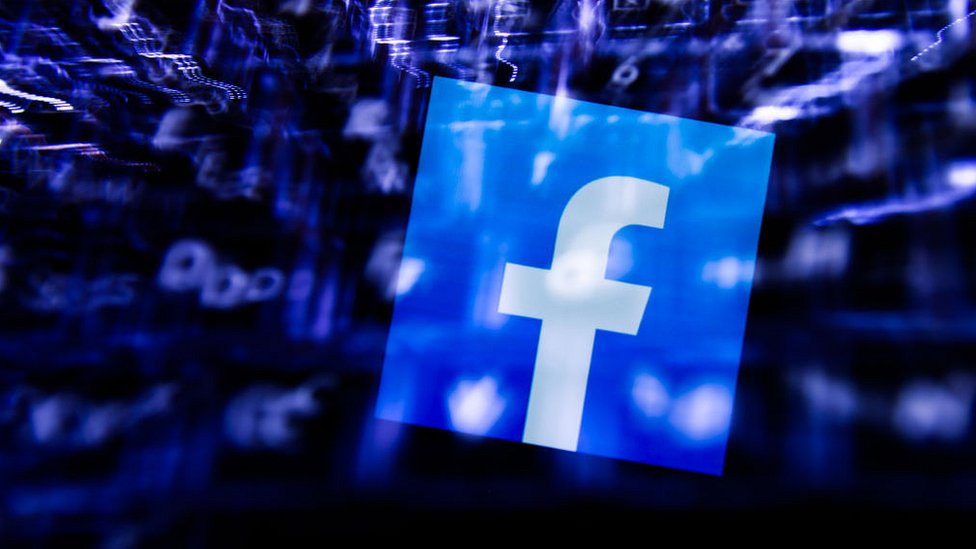 Exploring the world's largest social network: Understanding how Facebook has become a connecting link for billions of users