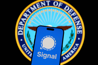 How can e-commerce companies improve service efficiency through phone number detection? 